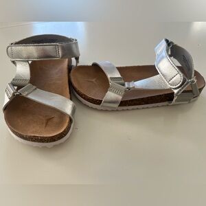 Toddler girl size 11